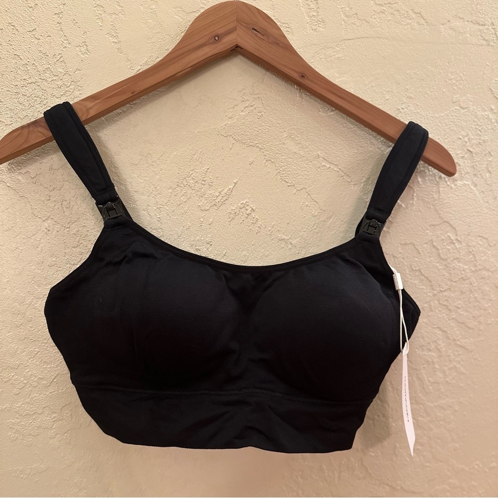 Momcozy NWT Hands-free Pumping and Nursing Adjustable Bra Small